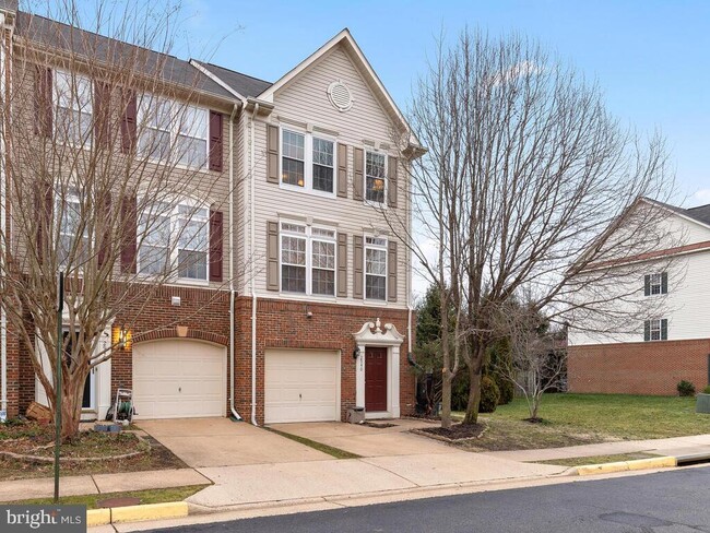 Building Photo - 2940 Huntington Grove Square Rental