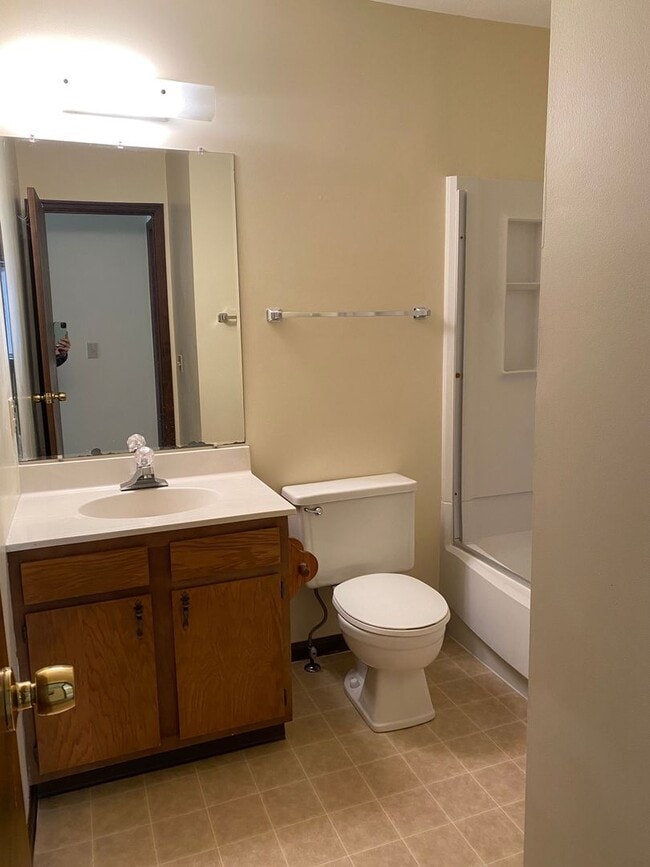 Photo - 1624 Buttonwood Ct