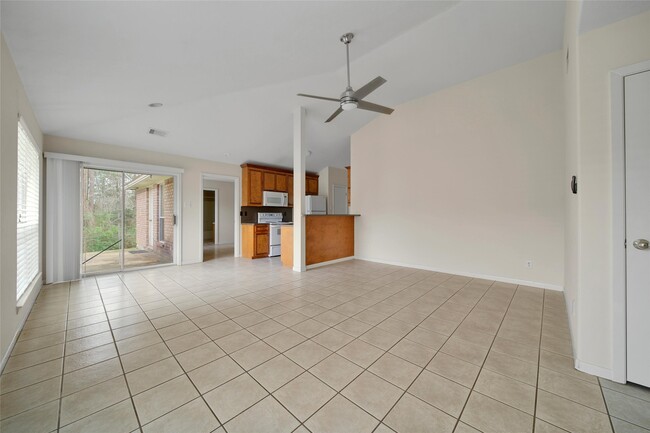 Photo - 206 Graham Rd