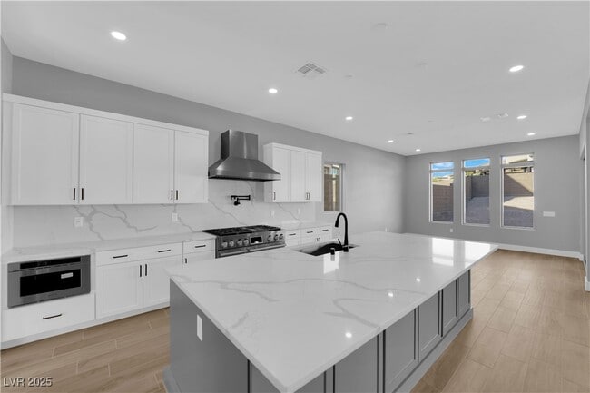 Photo - 10648 Stone Ledge Ave