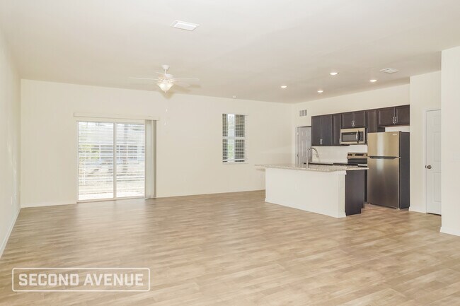 Photo - 1004 S Lassonde St