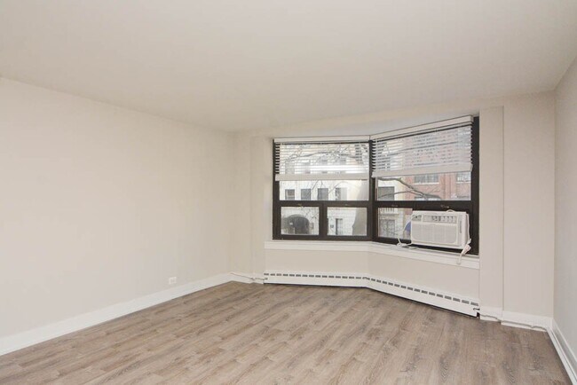 Photo - 428 W Wellington Ave Unidad G3