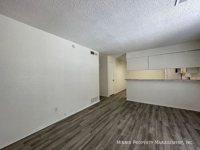 Photo - 3007 W Louisiana Ave Unit 03