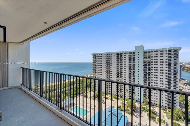 Photo - 1201 S Ocean Dr Unidad 2109N