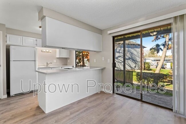 Photo - 5660 SW 180th Ave