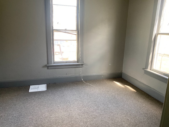Photo - 1405 7th Ave