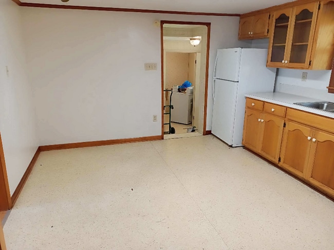 Photo - 915 E Ash St