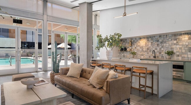 Photo - 333 E Roosevelt St Unidad SI ID1534613P