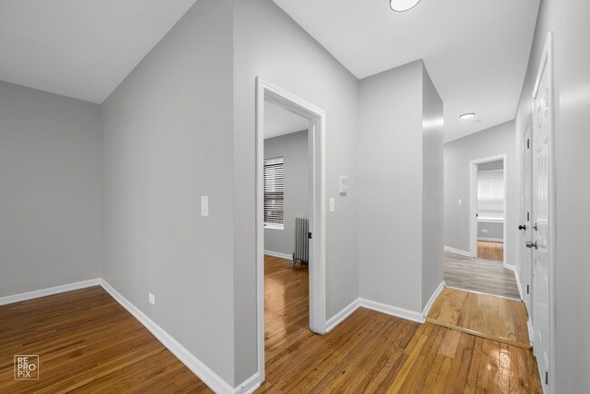 Photo - 6101 S Langley