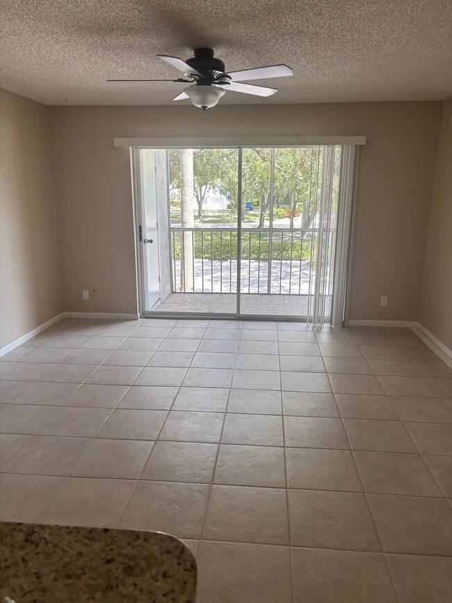 Photo - 2504 SE Anchorage Cove Unit C2