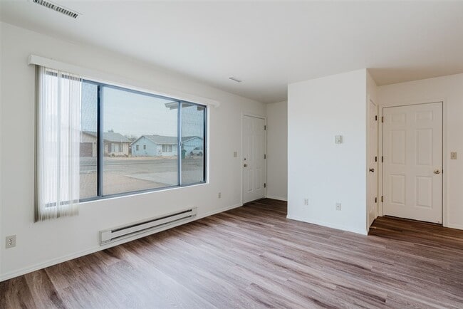 Photo - 3123 N Truwood Dr Unit B