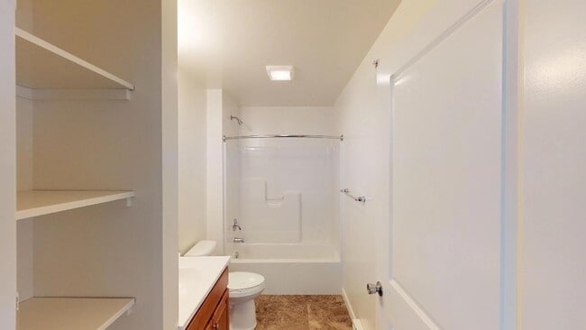 Photo - Hampshire Estates Apartments and Self Storage