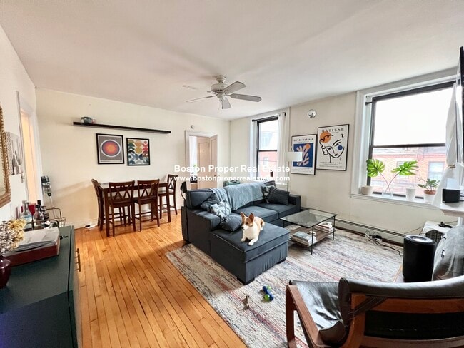 Building Photo - 191 Marlborough St Unit 5