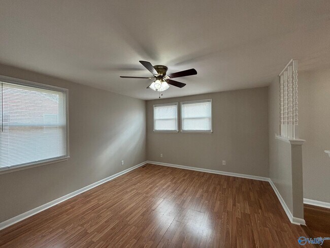 Photo - 2206 Harris Rd NW