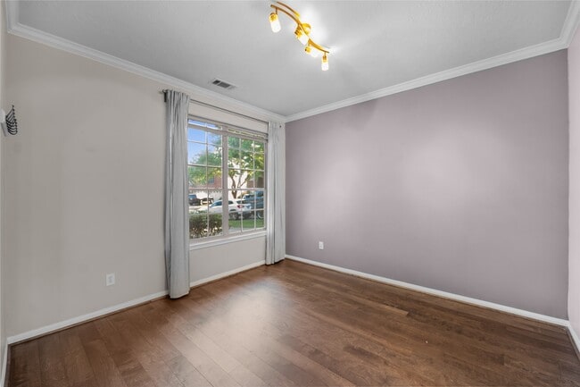 Photo - 16534 Lacey Ln