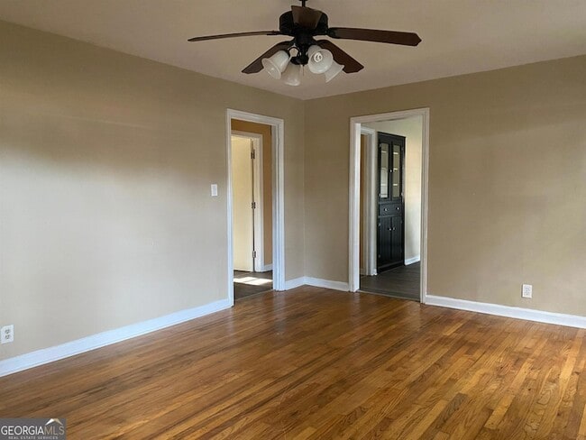 Photo - 202 Academy St