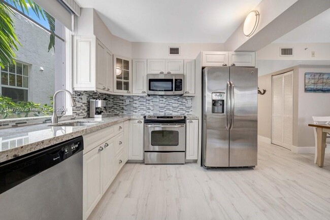 Photo - 1532 Drexel Ave Condo Unit # 202
