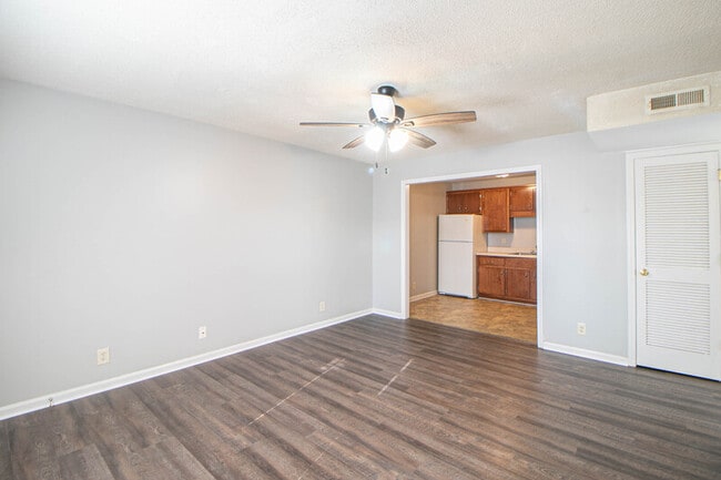 Photo - 145 Darlene Dr Unit F