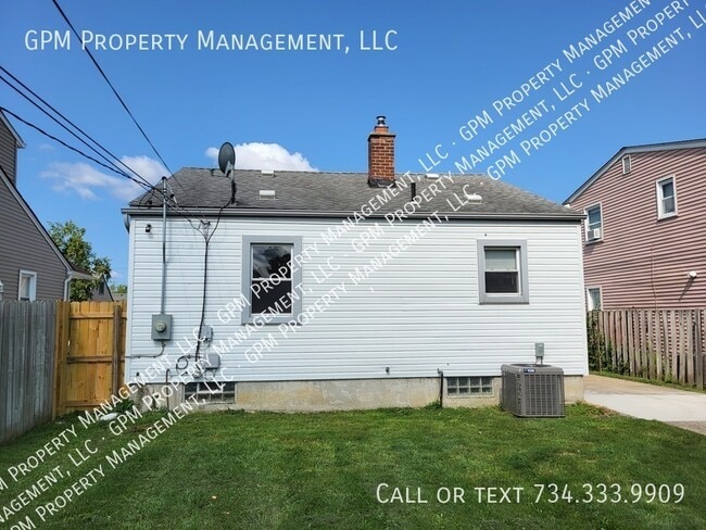 Photo - 14727 Mulberry St