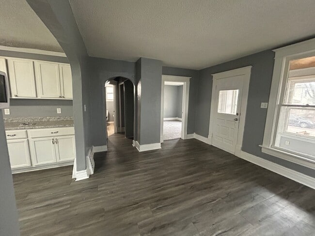 Photo - 3 Bedroom, 2 Bath house in East Moline