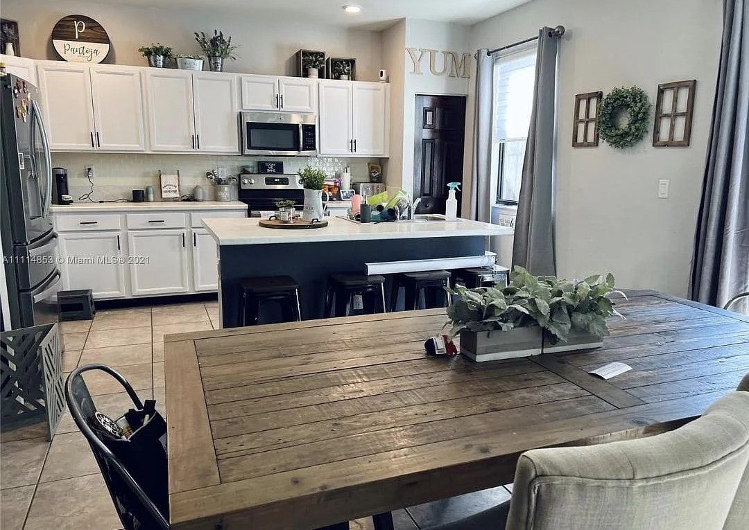 Photo - 11428 SW 252nd St