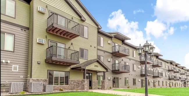 front of building - Panther Heights Apartments