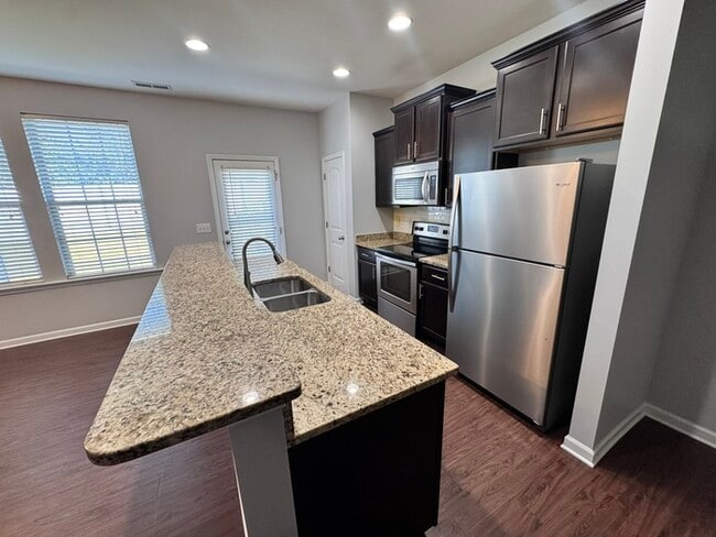 Photo - MOVE IN READY! 3 Bed 2.5 Bath Town Home