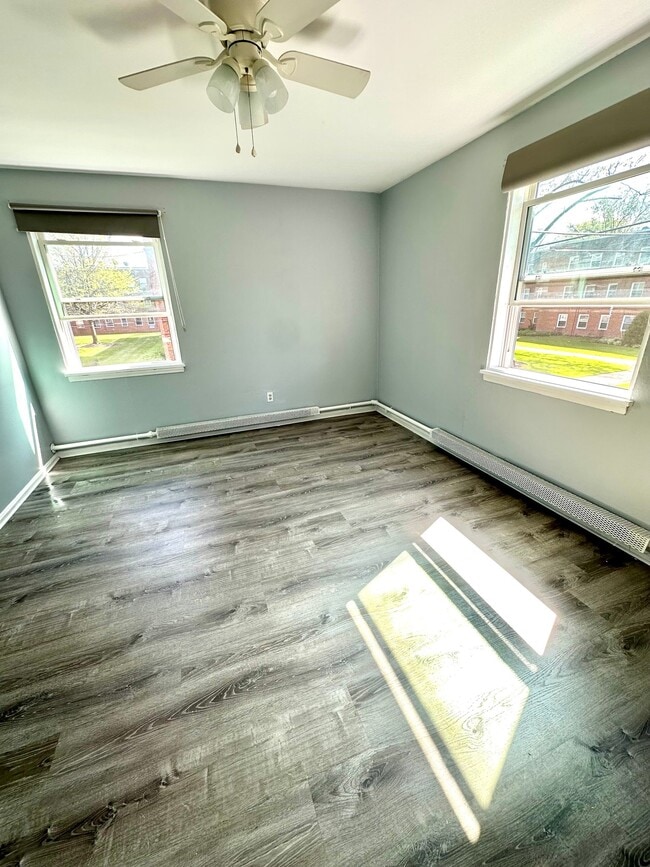 Photo - 13833 Cedar Rd