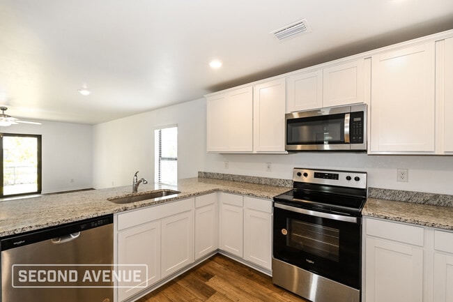 Photo - 1818 NE 23rd Ave