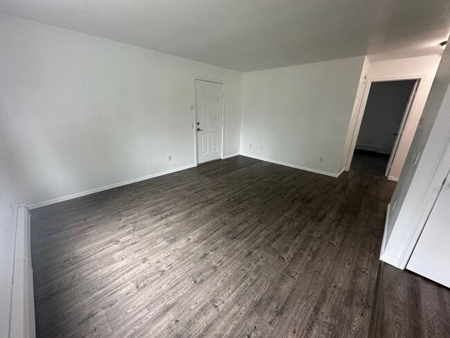 Photo - 3404 Thompson Ave Unidad B