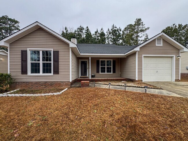Building Photo - Charming 3 Bed 2 Bath Home in Jack Britt