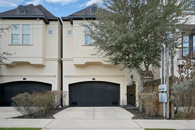 Building Photo - 5731 Kiam St