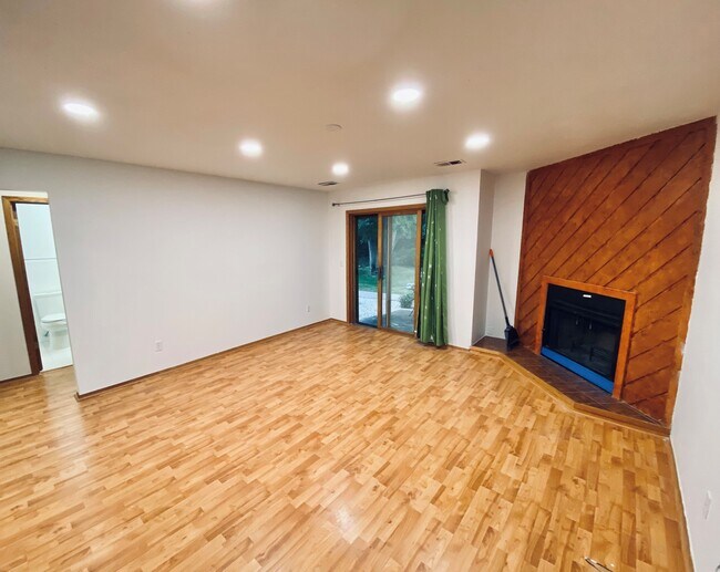 Photo - 2932 Shadow Creek Dr Unit 108