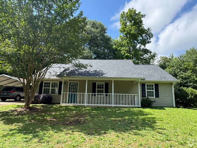 Building Photo - Spacious 3 Bed / 2 Bath Ranch in Establish... Rental