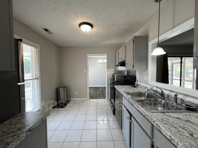 Photo - 7126 Kearny Ave