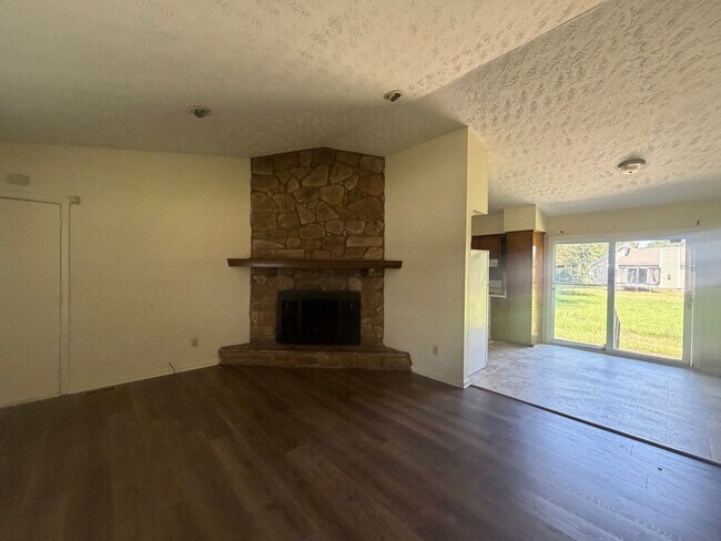 1855 Berriedale Dr