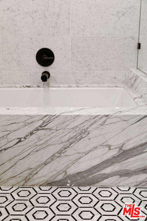 Photo - 153 S Palm Dr Unit PH