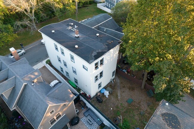 Photo - 72 Derby St Unit 3