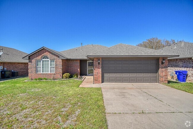 Building Photo - Beautiful Three Bedroom in South Norman! Rental