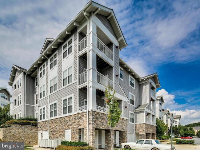 12828 Clarksburg Square Rd Unit 302