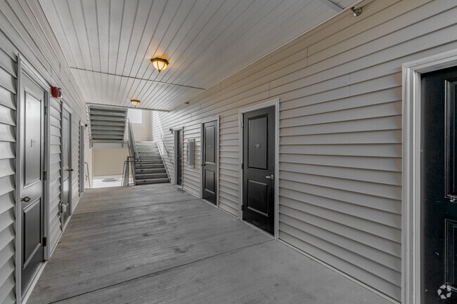 Colonel Bluffs - Unit Entrance