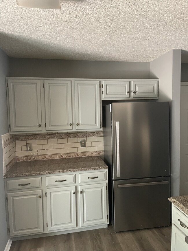 Photo - 11901 Henderson Hill Rd