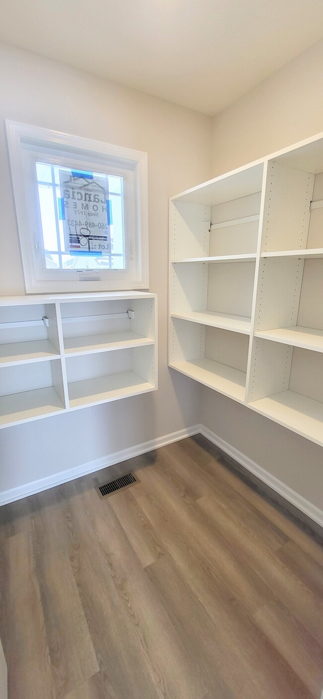 Photo - 10390 Silver Rock Chase