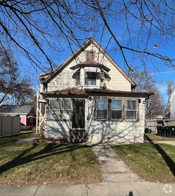 Building Photo - 1411 Portland Ave Unit 1 Rental