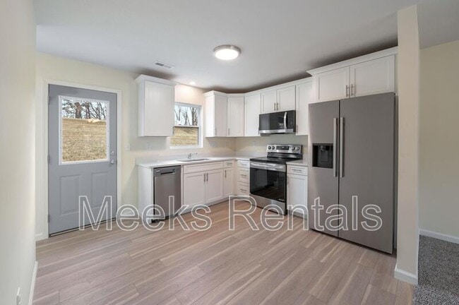 Photo - 15 Cottage Ln