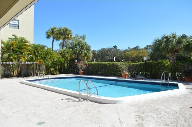 Photo - 16851 NE 23rd Ave Unit A108