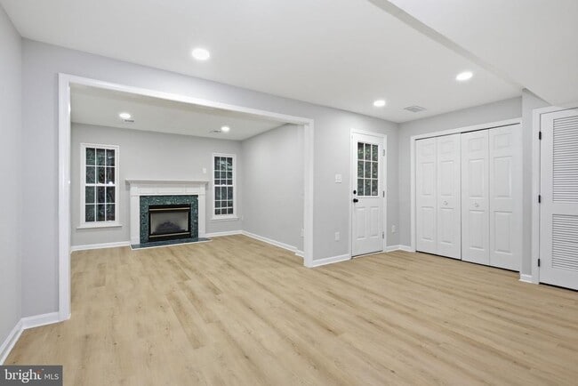 Photo - 20411 Doncaster Terrace