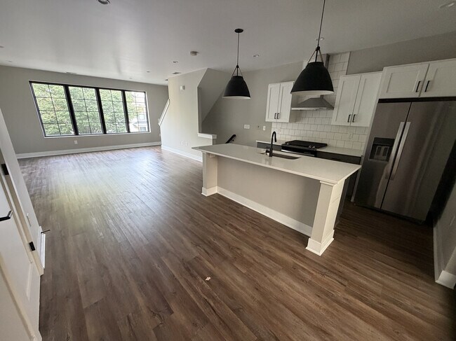 357 Loeffler Ave