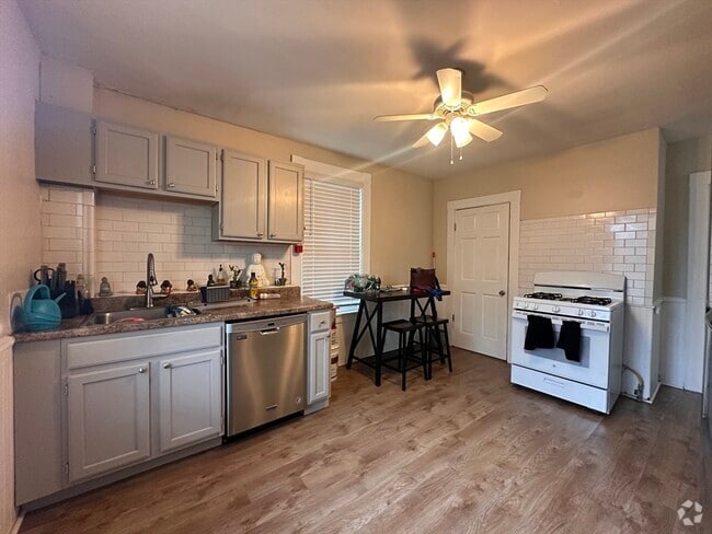 Building Photo - 144 North St Unit 1 Rental