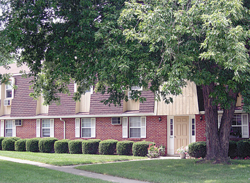 Foxboro Arms Apartments - Foxboro Arms Apartments